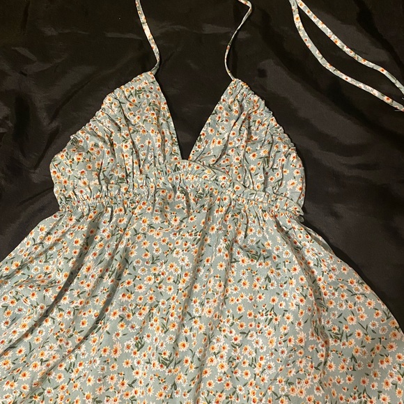 Dress - Picture 2 of 5